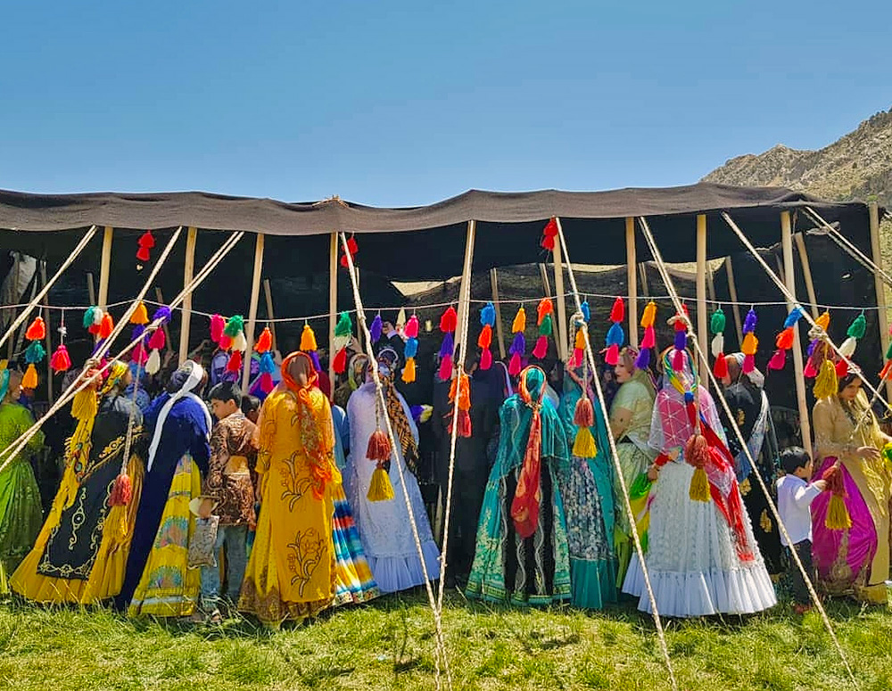 qashqai turks women in a wedding